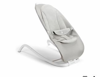 Graco Swing and munchkin electric bouncer
