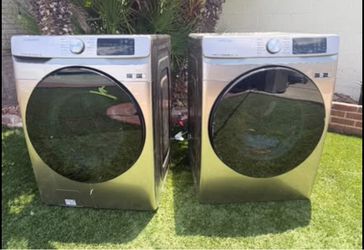 Washer and Gas Dryer