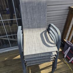 6 Patio Chairs 