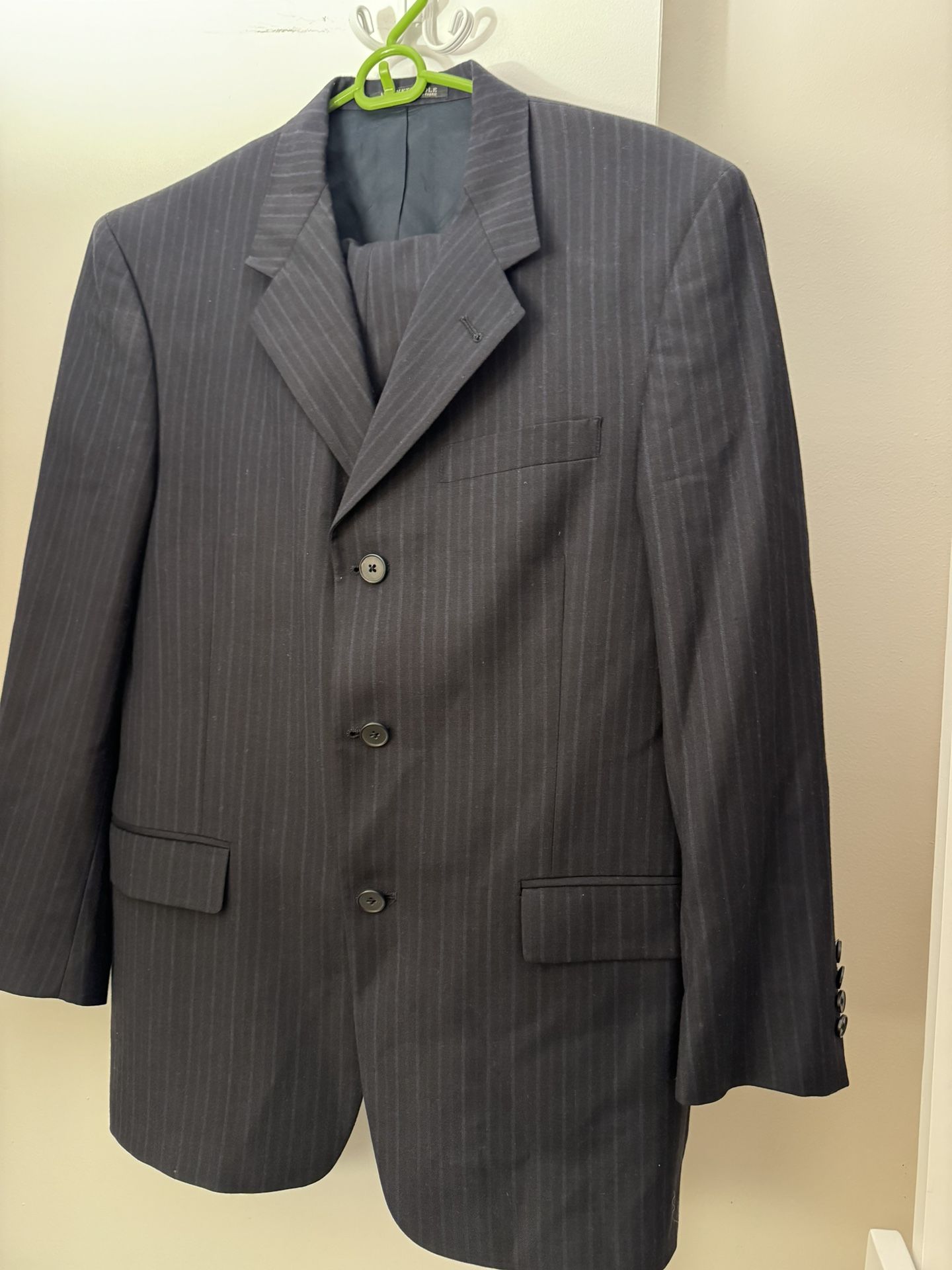Men’s 2pc Suits Set With Pants, Size L