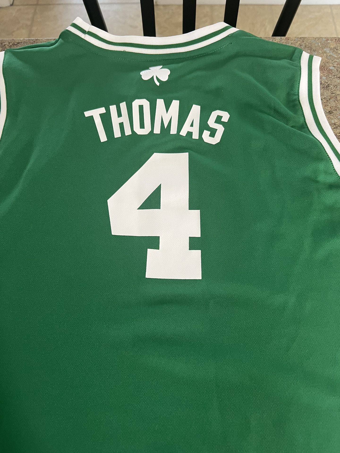 Isaiah Thomas Authentic Jersey 2x for Sale in Flat Rock, MI - OfferUp