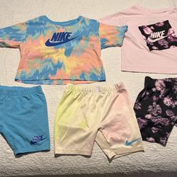 Girls Nike clothes size 4-5y