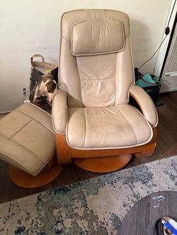 Recliner Chair- Free