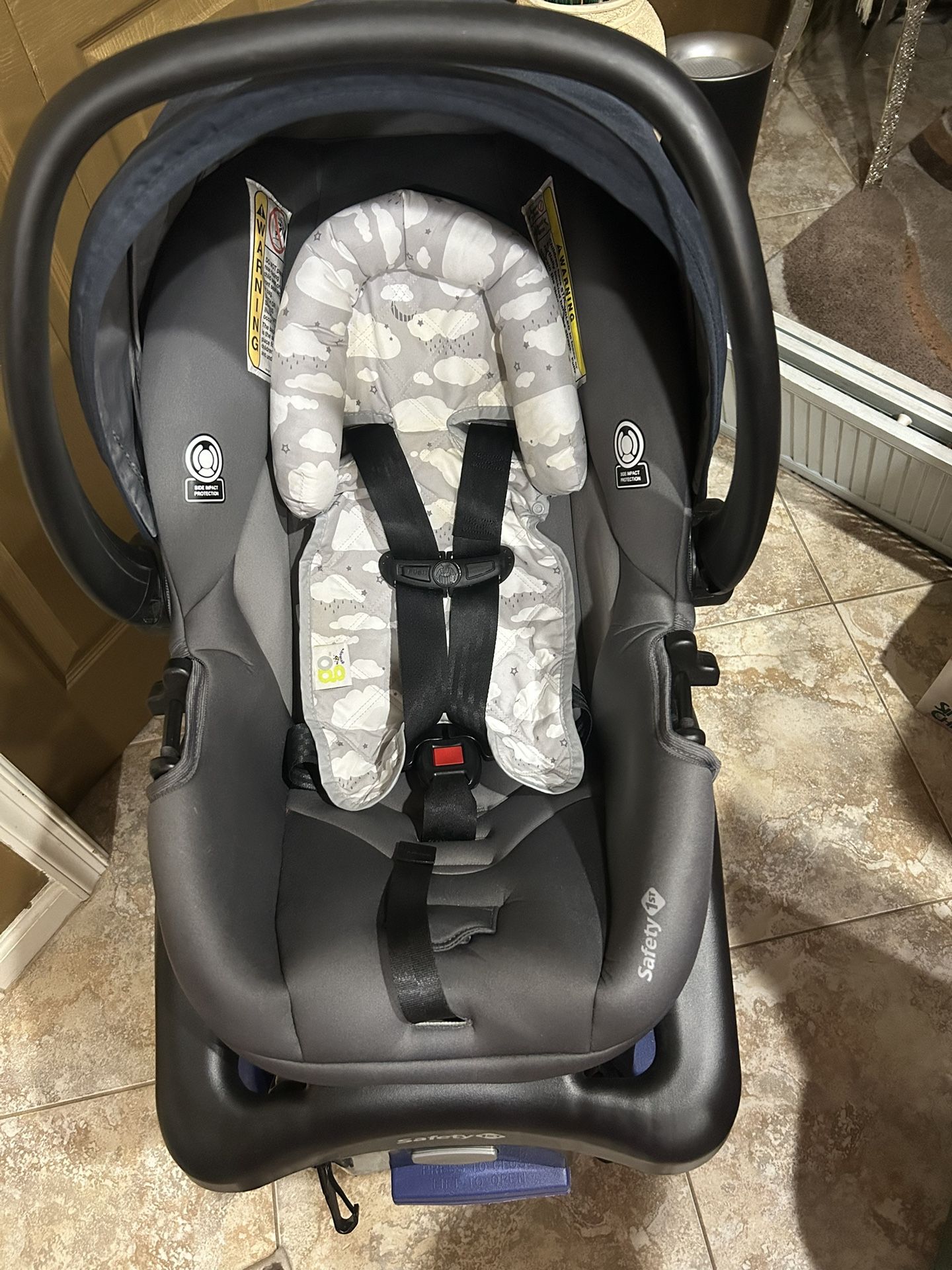 Safety First Infant Baby Car Seat And Carrier