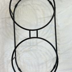 Double Dog Bowl Holder