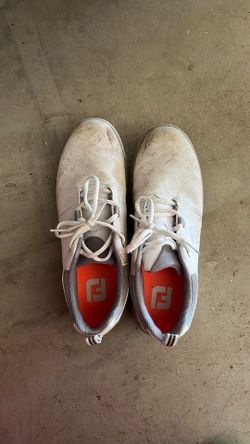 Golf Shoes Size 9.5M