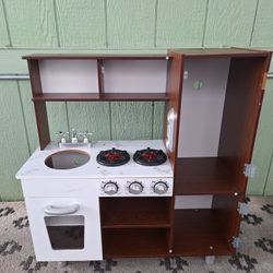 Kids Play Kitchen Outdoor Or Indoor $5