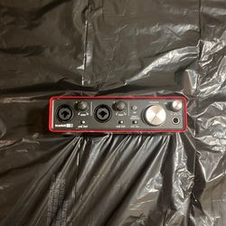 Focusrite Scarlett 2i2 Audio Interface