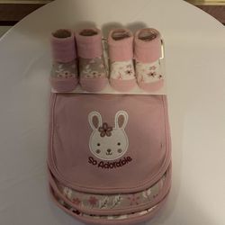 Brand New Baby Girls 5 Piece Set Of 3 Bibs & 2 Socks $6.00 Each Set 