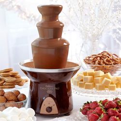 Wilton Chocolate Pro Chocolate Fountain and Fondue Fountain