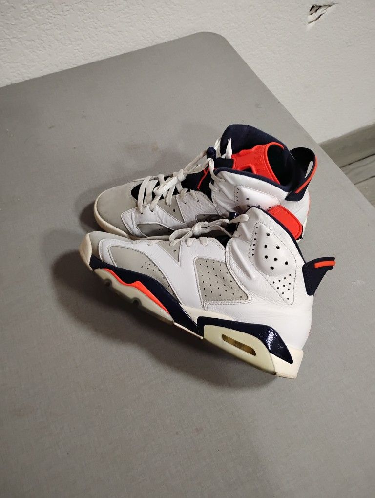 Jordan 6 Retro