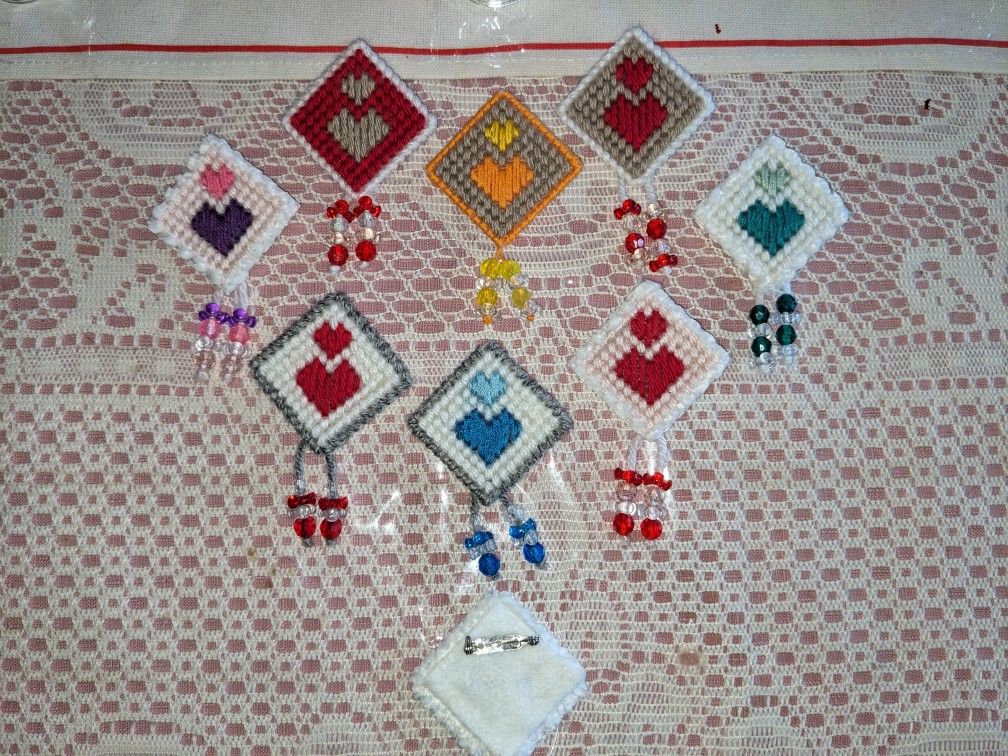 Handmade Valentine Love Hearts Pins/Brooches/Lapels