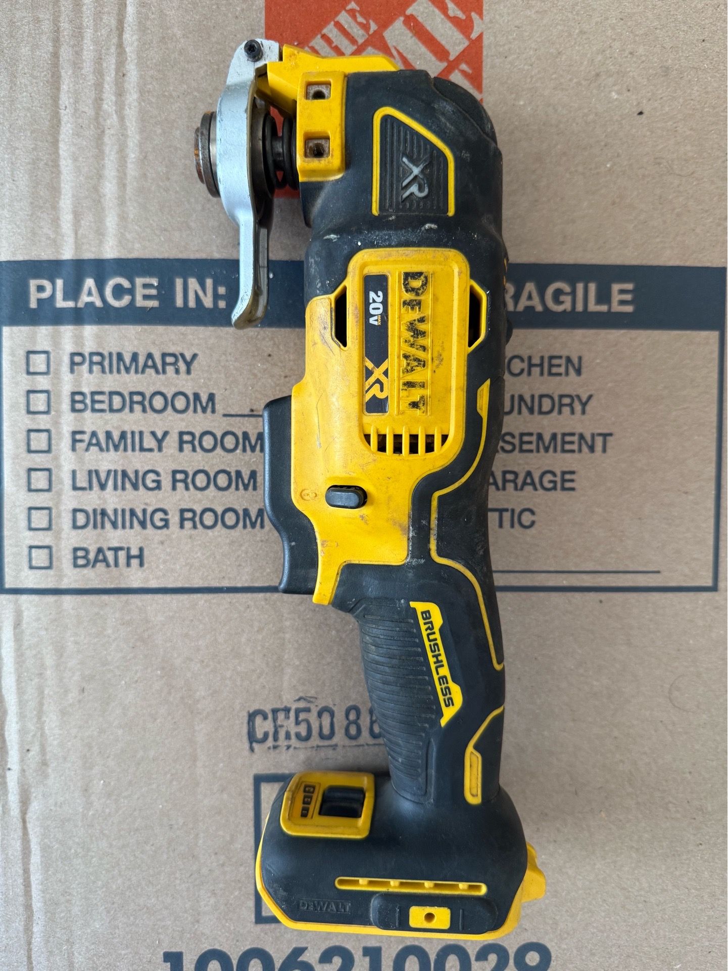 Dewalt Multi Oscillating tool