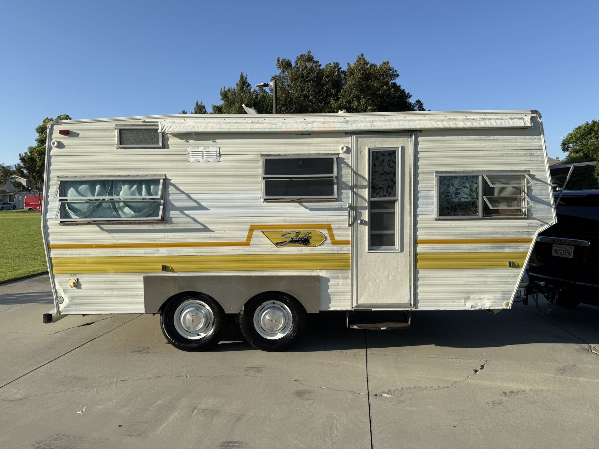 1974 Shasta Travel trailer