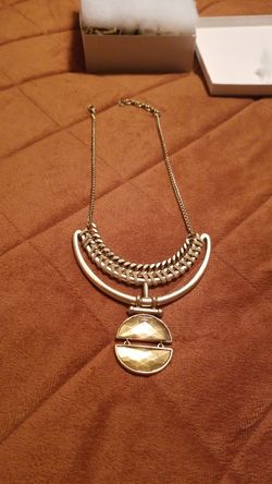 Necklace jewelry