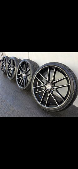26" NICHE rims w/ 295-30ZR26 Tires