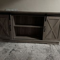 TV STAND 