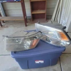 Ram 2500 Headlighs 