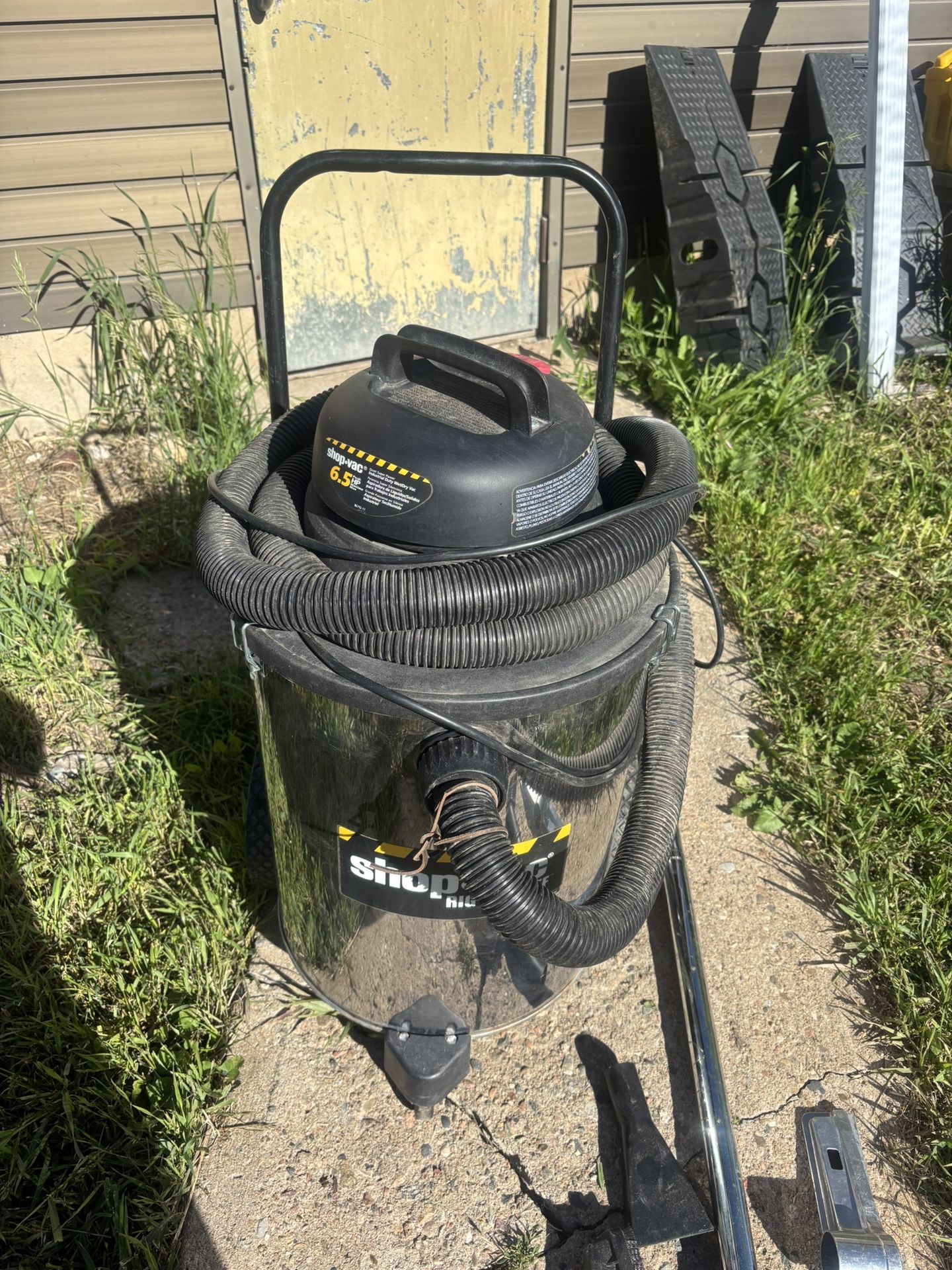 Large Heavy duty shop vac