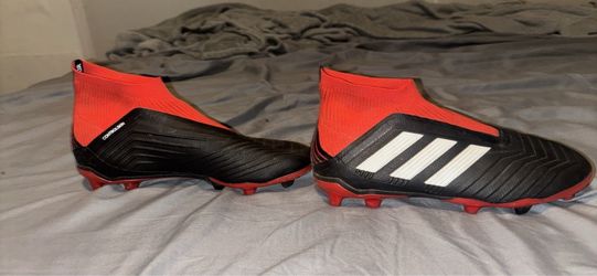 Adidas predators size 4.5 kids
