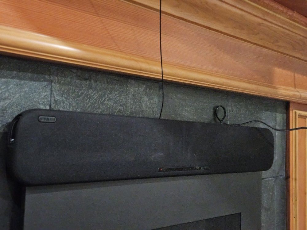 Yamaha Surround Sound Speakers Soundbar