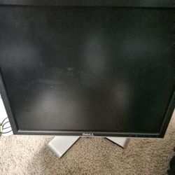 Dell 1080x1080 25 Inch Dvi/vga Monitor