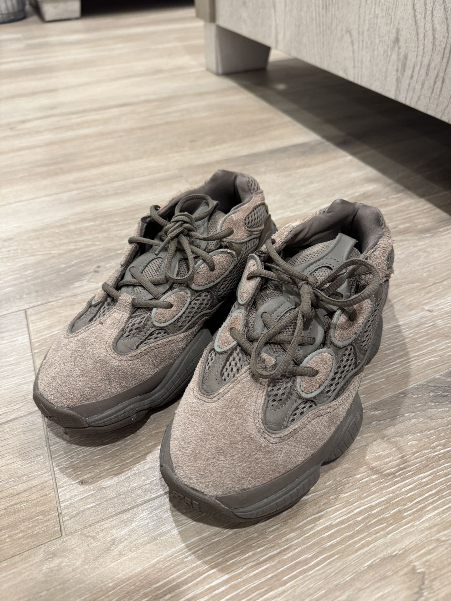 YEEZY men’s Tennis Shoes 