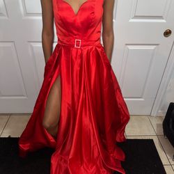 Prom Dress - Red - Size 0 - A-Line V Neck Sweep Train