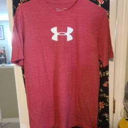 Under Armor Tshirts Size Large