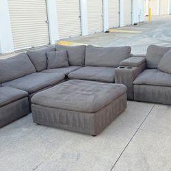 Cloud 9 Modular Sectional (Free Delivery Available)