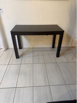 Computer desk
