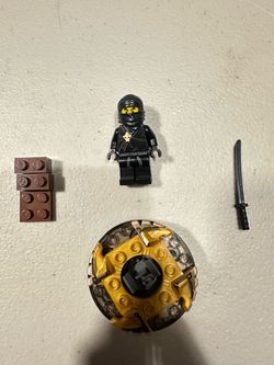 Lego Ninjago Cole Minifigure with Spinner