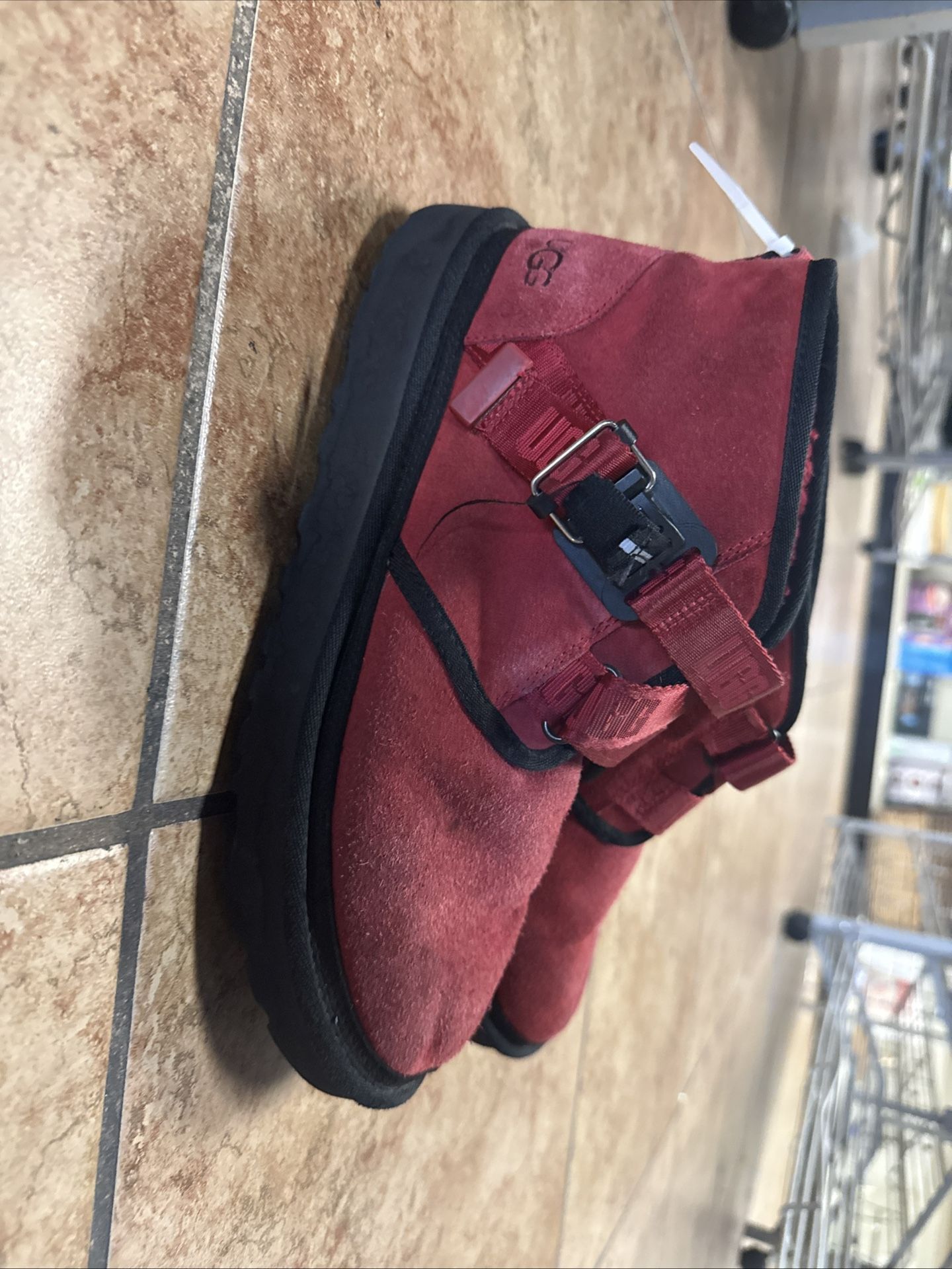 Uggs Men’s Red Suede Buckle Size9