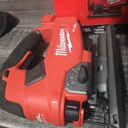 Milwaukee D Handle Jigsaw