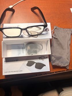 NeuroView AI Smart Glasses + Polarized Clip-On – Never Used