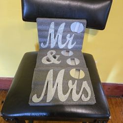 Mister and mrs wedding decoration.