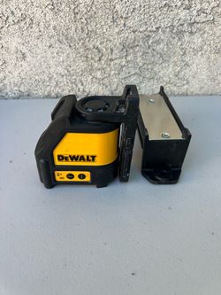 DEWALT Leveling Laser