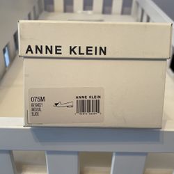 Anne Klein Flats 