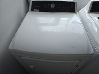 Frigidaire Washer & Dryer Set – Like New – 1 Year Old