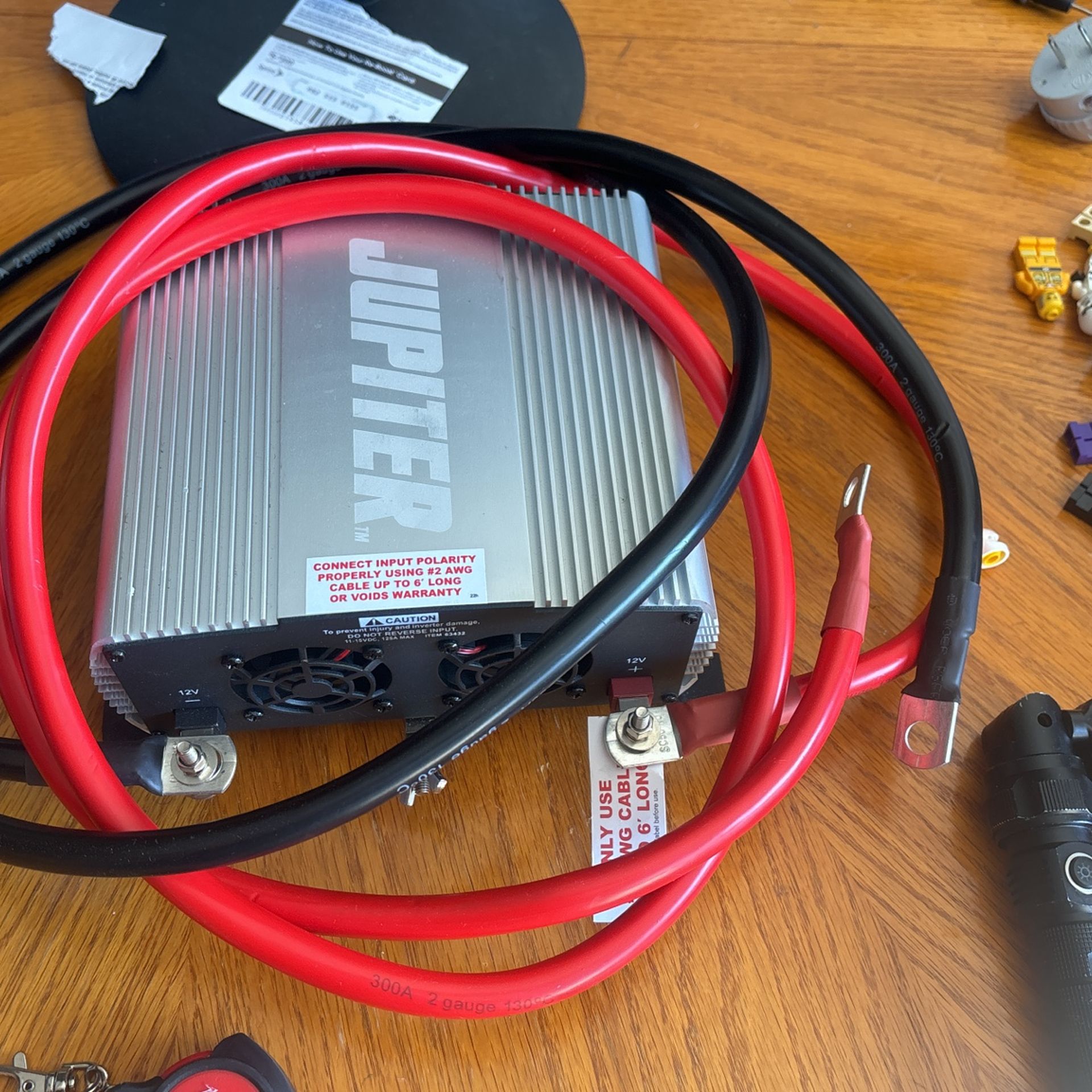 1500 Watt Inverter With 6ft 2gauge Cable + Deka Gold Battery