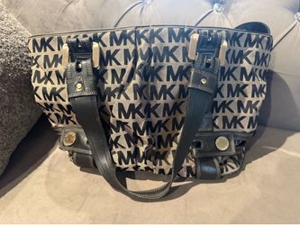 Michael Michael Kors handbag Shoulder Purse Monogram Pattern Black And Gray MK