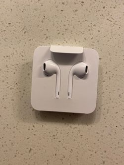 New Apple headphones