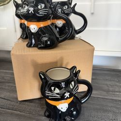 NIB: Figural Black Cat 4-Pack Mugs from Hyde & EEK! Boutique