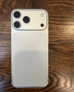 iPhone 17 pro max