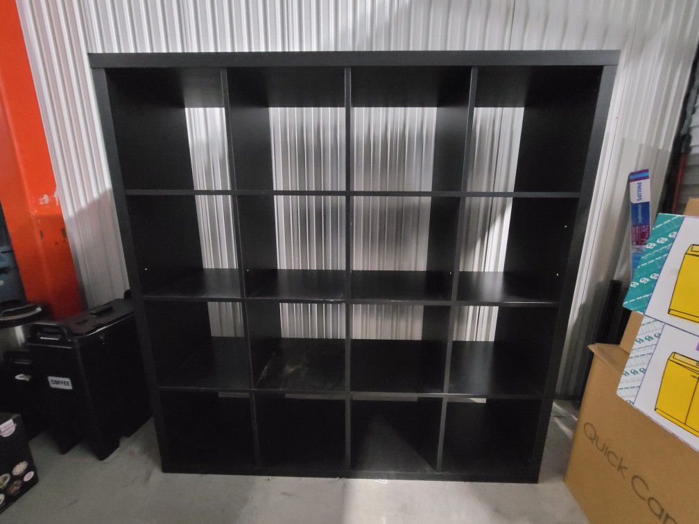 4x4 Ikea Kallax Shelves