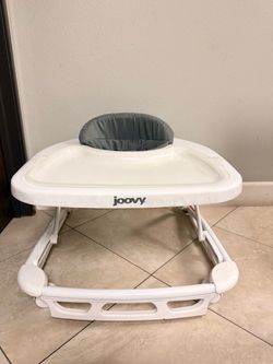 Joovy baby walker