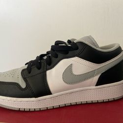Jordan 1 Low Grey Toe (GS) 7Y