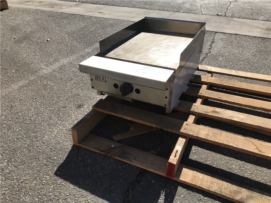 NSF 18 ins gas heavy duty griddle made in USA