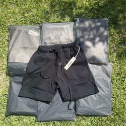 Essential Shorts Stretch Limo