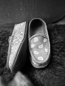 Size 8 I think